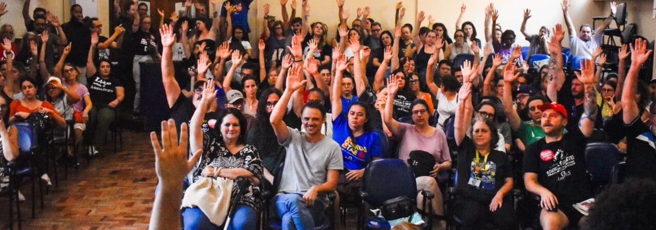 greve técnicos administrativos universidades federais