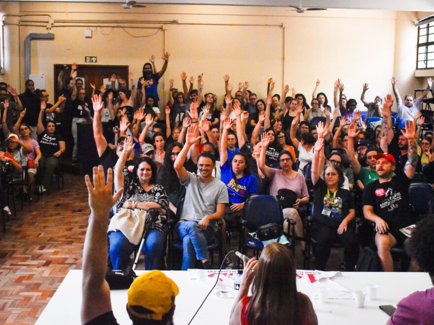 greve técnicos administrativos universidades federais