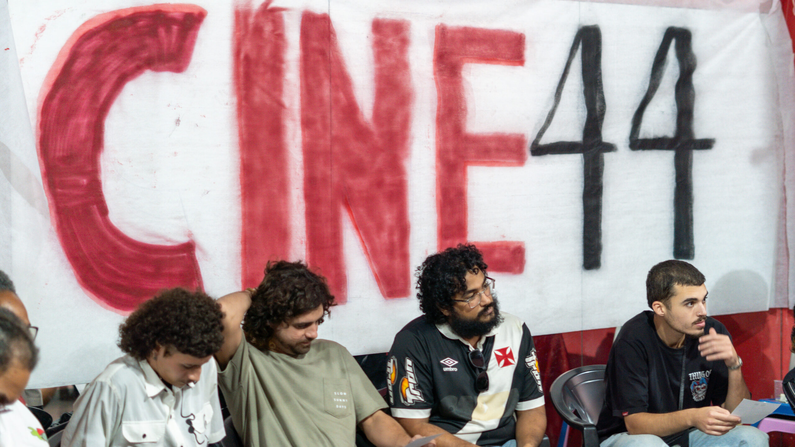cine44-painel
