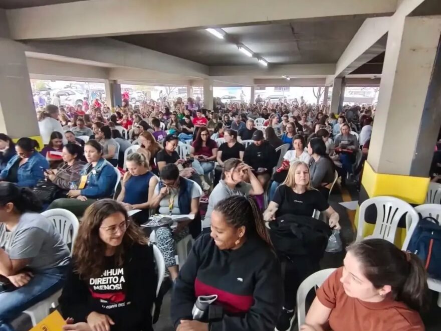 greve servidores araucaria